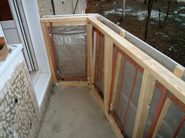 Изготовление для парапета каркаса из бруса 40х70